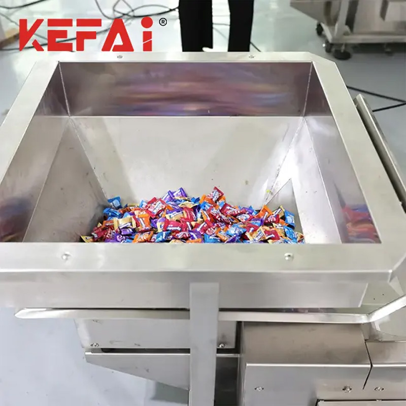 Детаљи машине за паковање слаткиша КЕФАИ 2